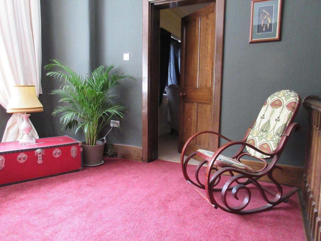 Bed and Breakfast Gellihaf House à Blackwood  Extérieur photo