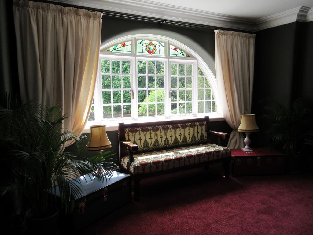 Bed and Breakfast Gellihaf House à Blackwood  Extérieur photo